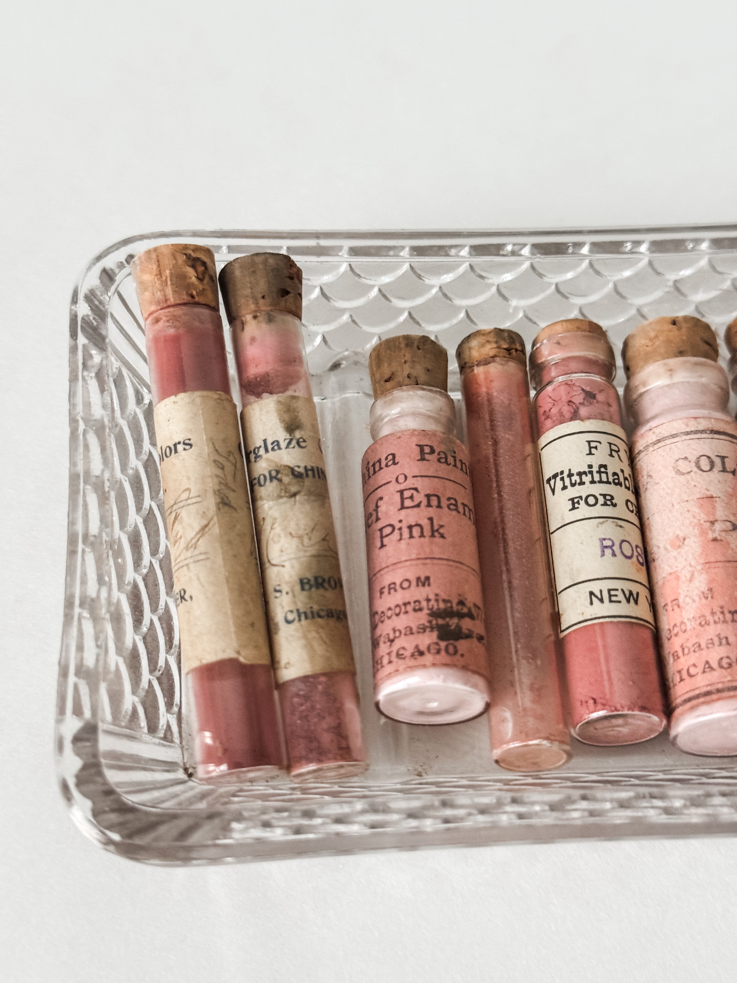 Set Of Glass Art Pigment Vials In Shades Of Pink With French Glass Dish