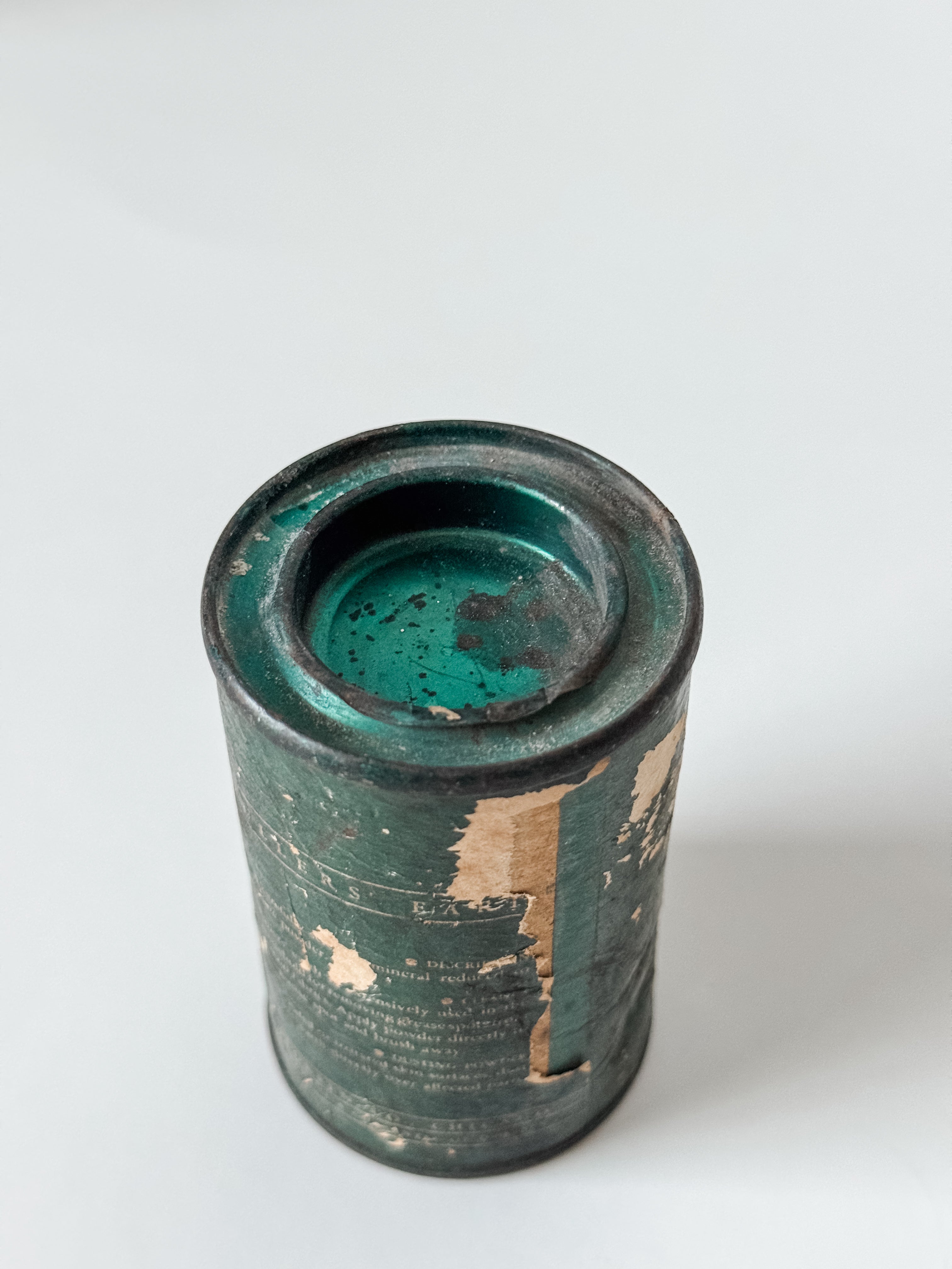 Vintage Fullers' Earth Phamaceutical Tin