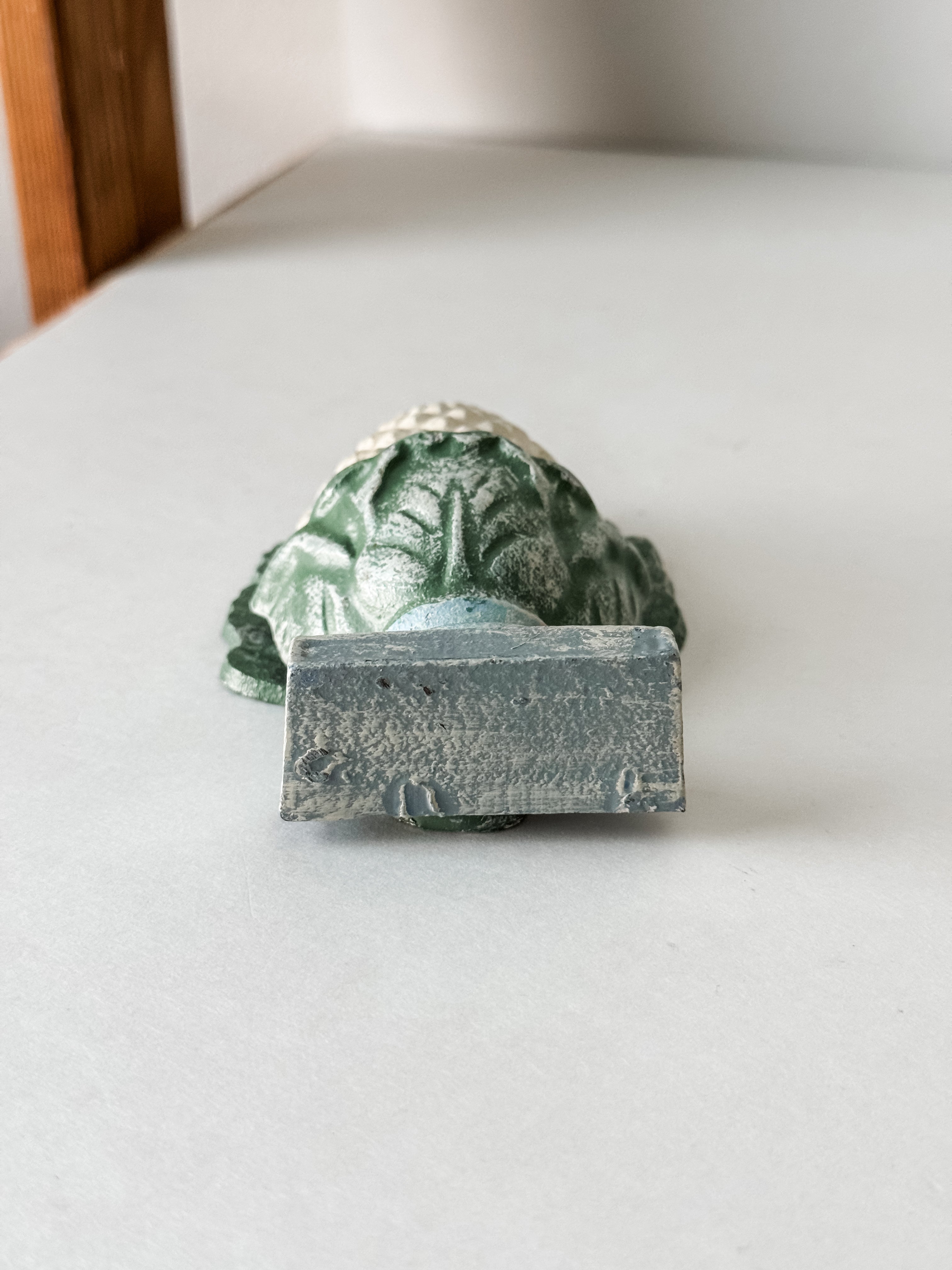 Vintage Cast Iron Pineapple Doorknocker