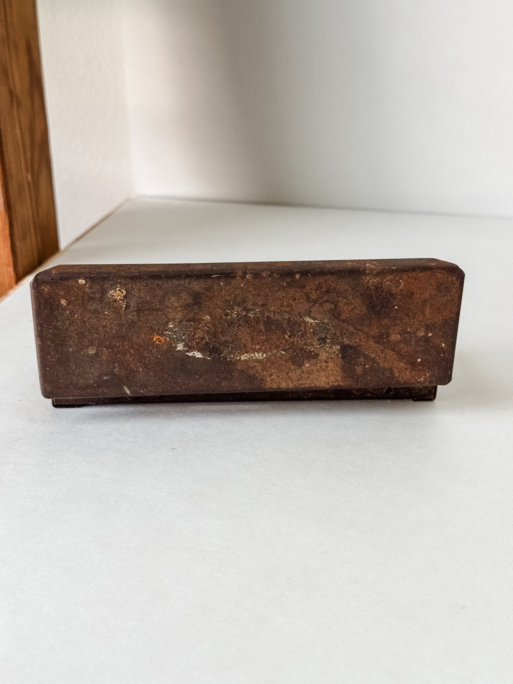 Vintage Rusty Metal Box With 12 Glass Vials Of Antique And Vintage Paint Powder Pigments