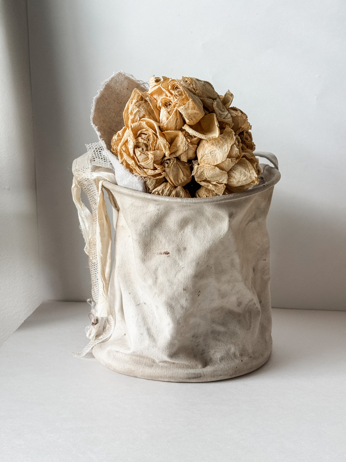 Amazing Vintage Canvas Tote With Dried Rose Bundle