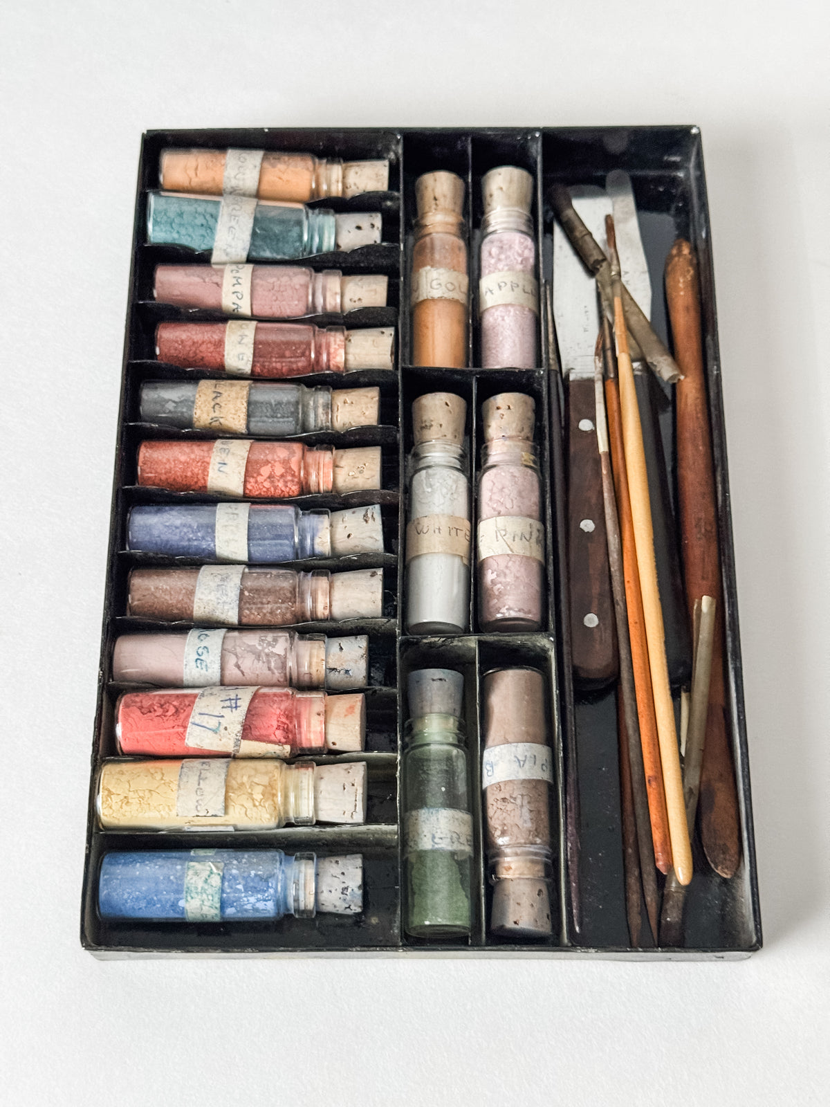 Fabulous Metal Art Case With Complete Set Of Glass Pigment Vials