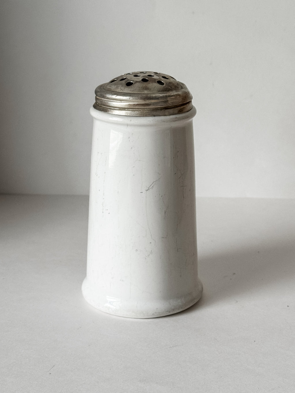 Chunky Vintage White Shaker With Metal Top