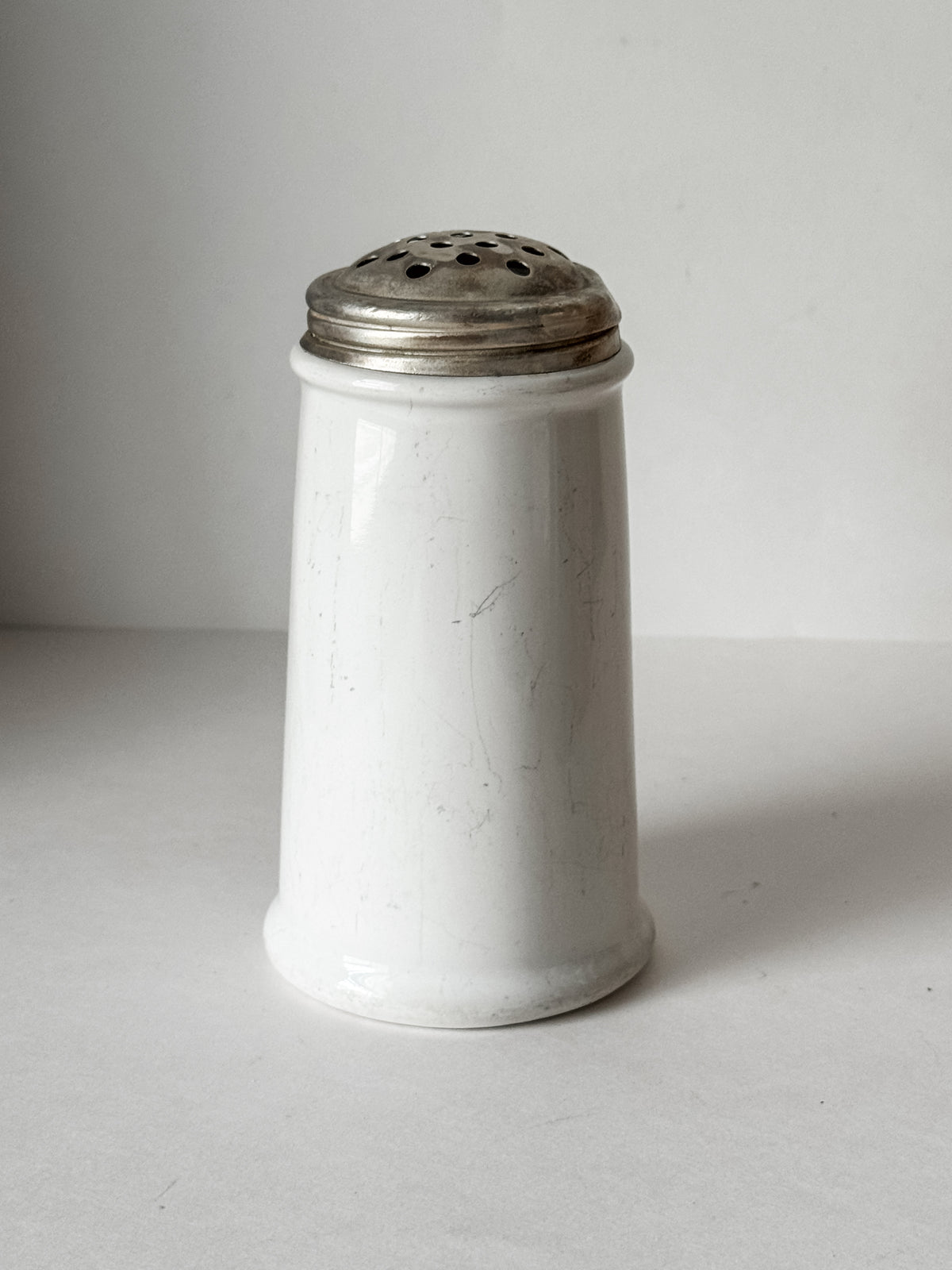 Chunky Vintage White Shaker With Metal Top