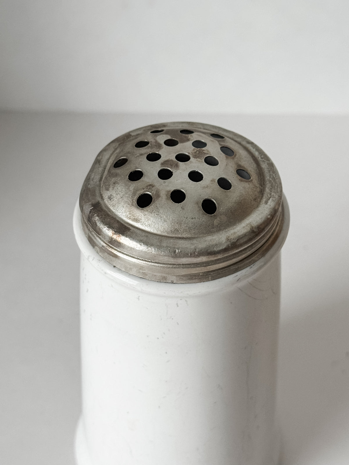 Chunky Vintage White Shaker With Metal Top
