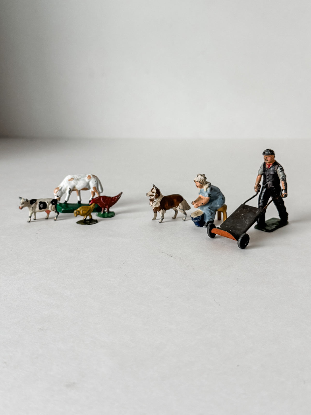 Antique English Lead Tiny Farm Family Set Of Eight Pieces