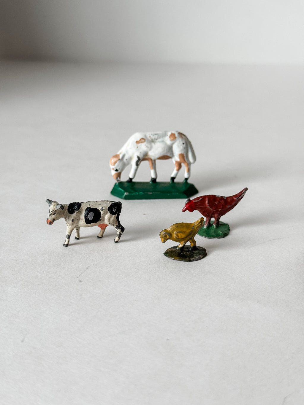 Antique English Lead Tiny Farm Family Set Of Eight Pieces