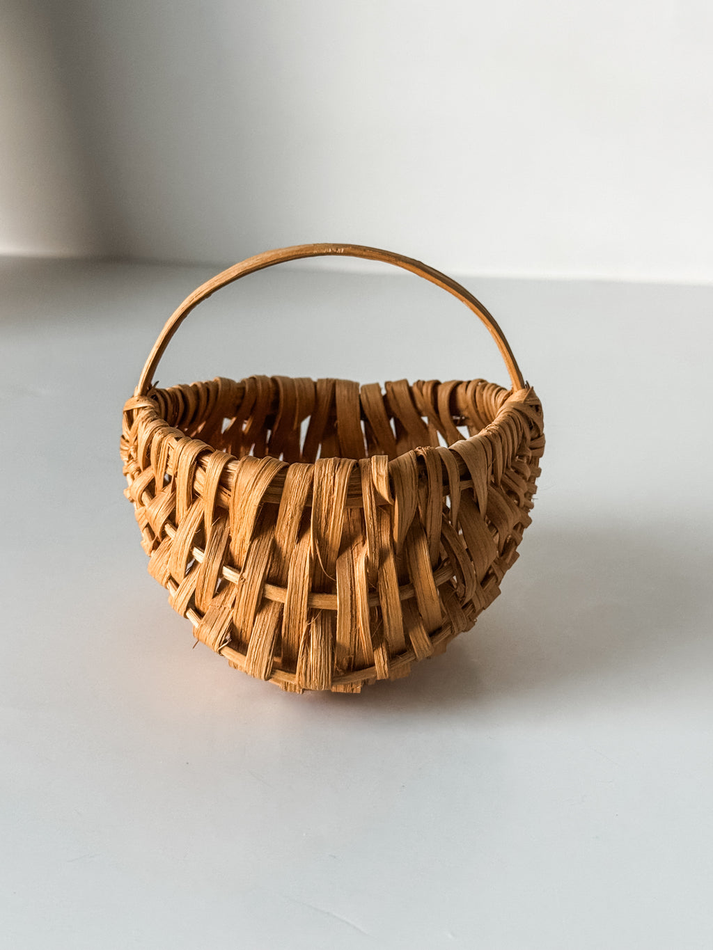 Tiny Vintage Buttocks Basket