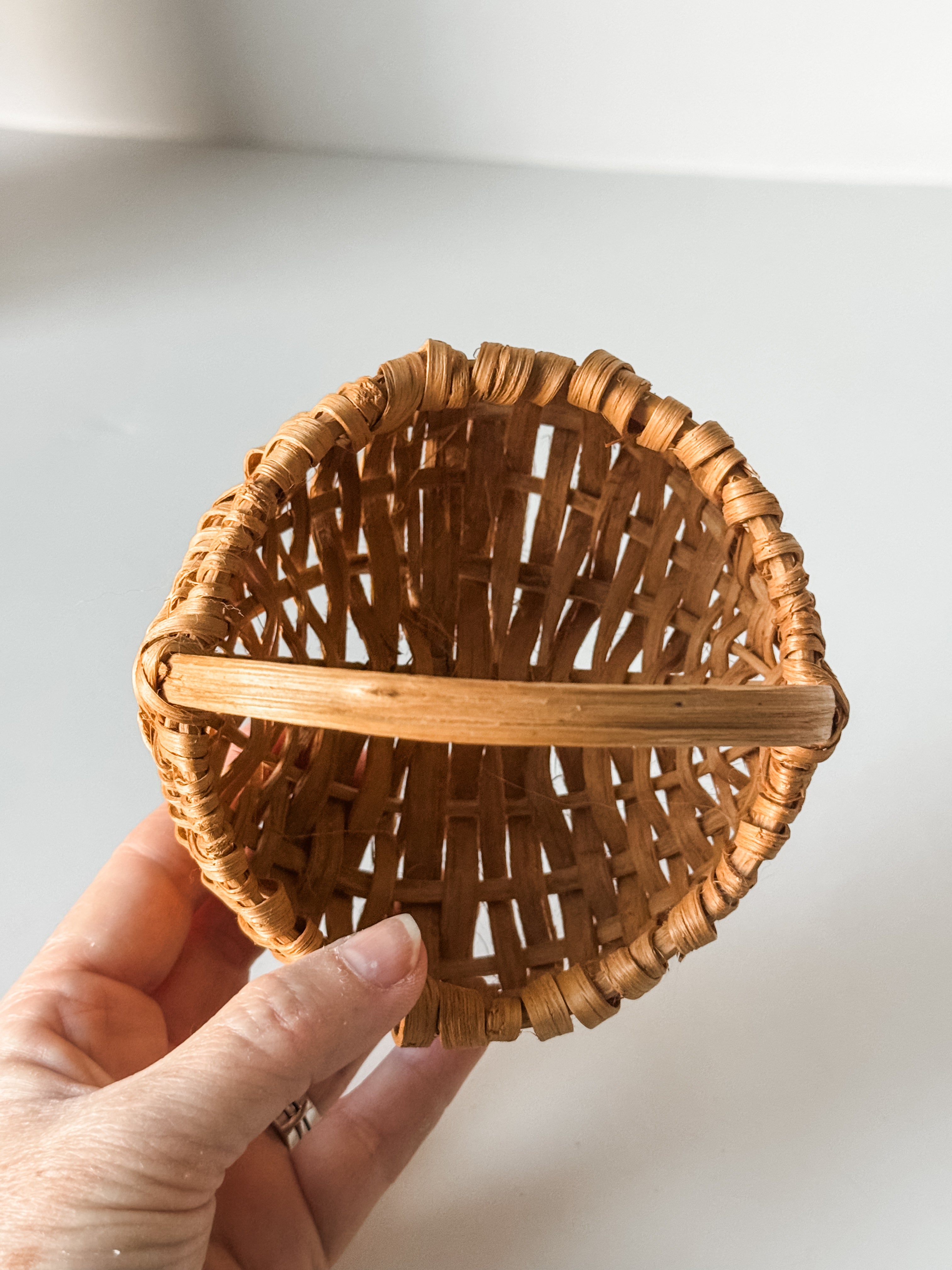 Tiny Vintage Buttocks Basket