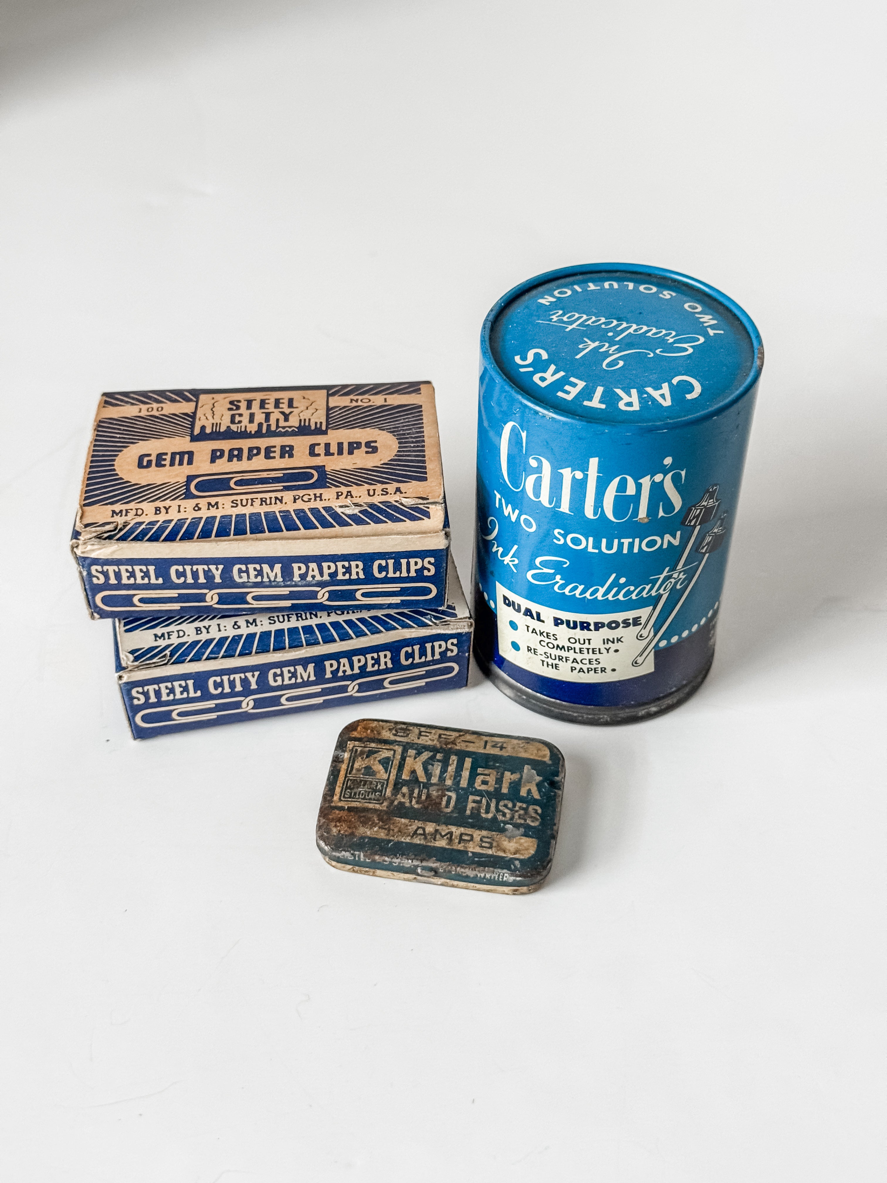 Mixed Lot of Vintage Blue Graphic Containers