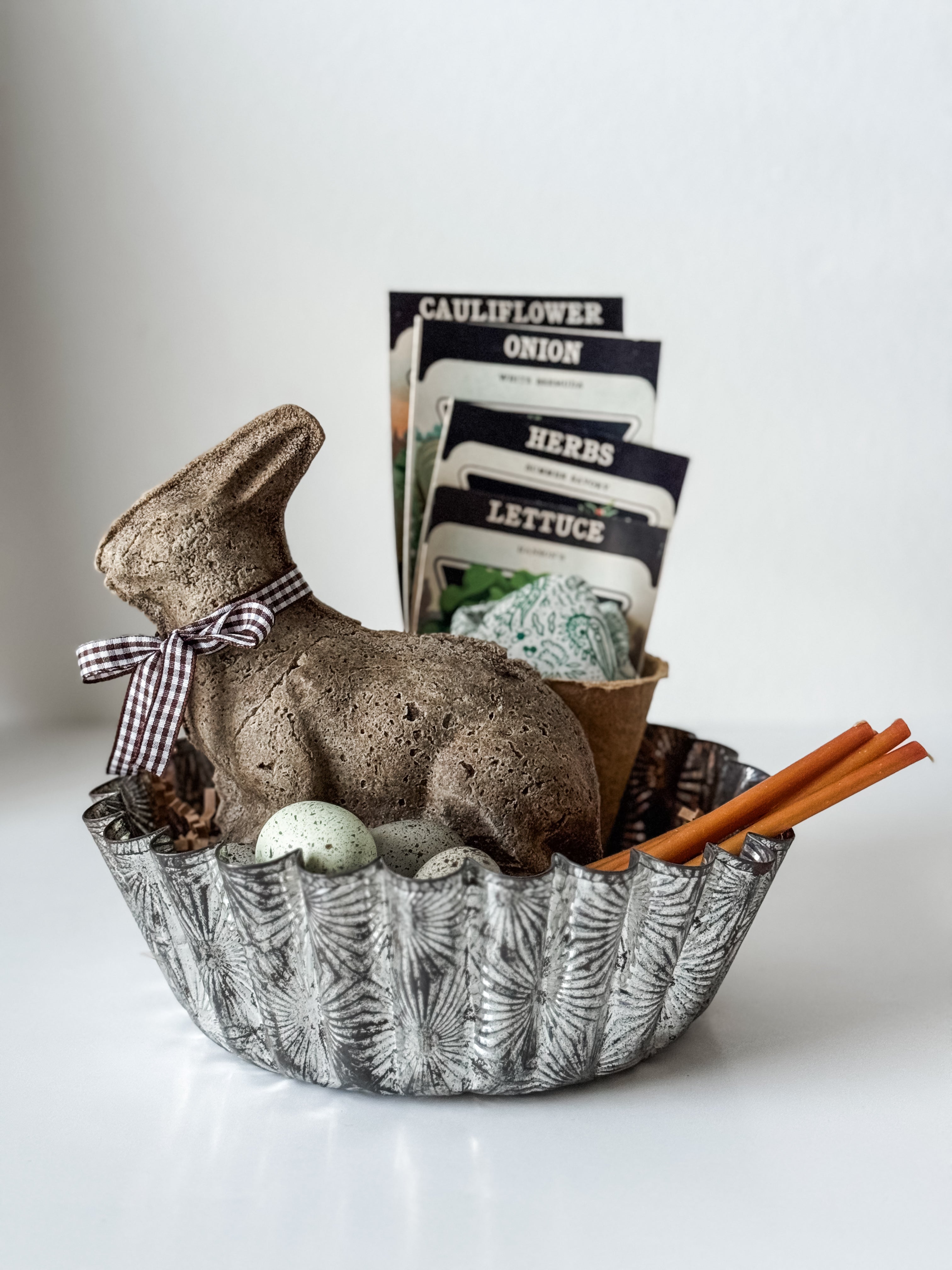 Vintage And Handmade Spring Vintage Tin Bundle