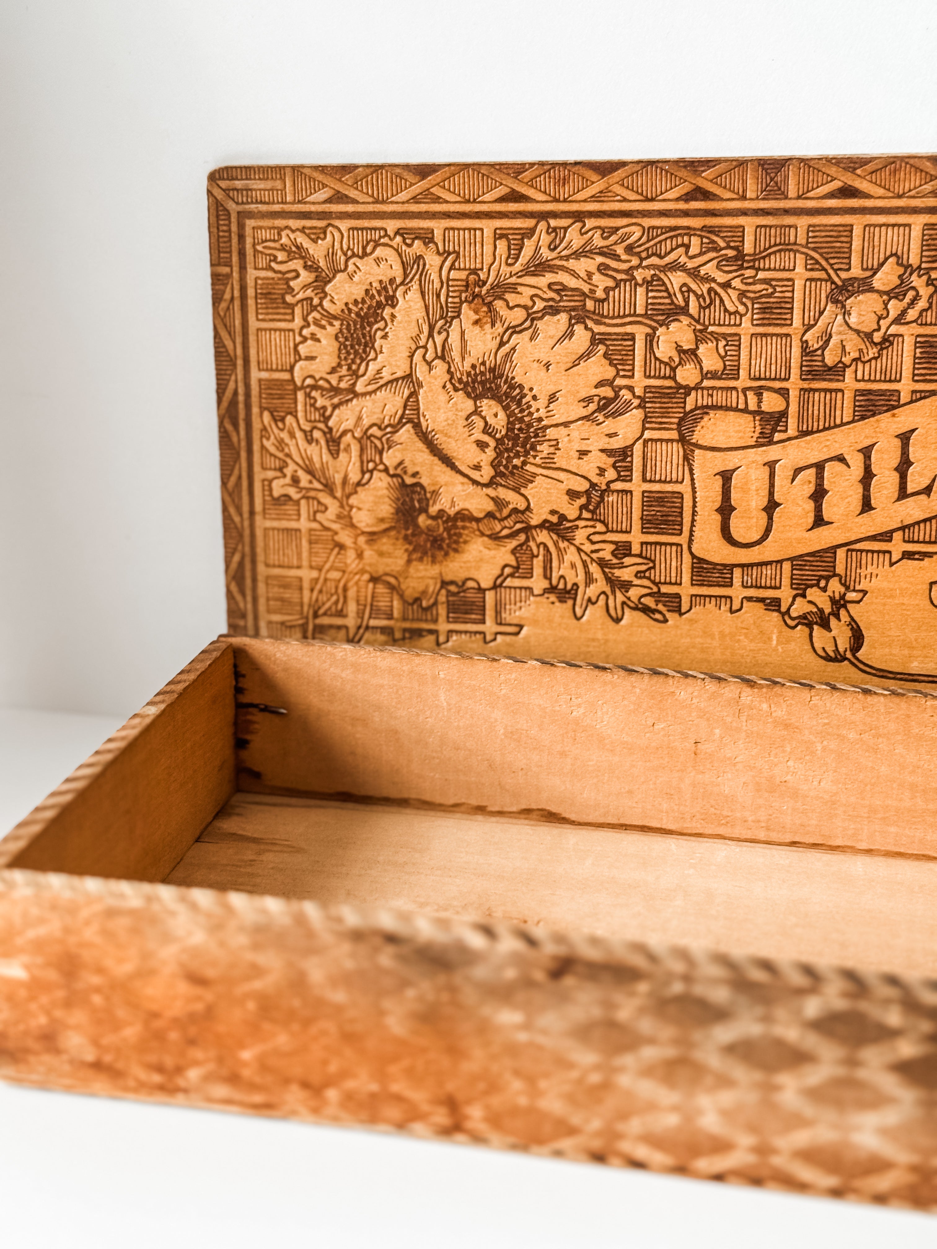 Beautiful Vintage Wood Box With Carved Florals