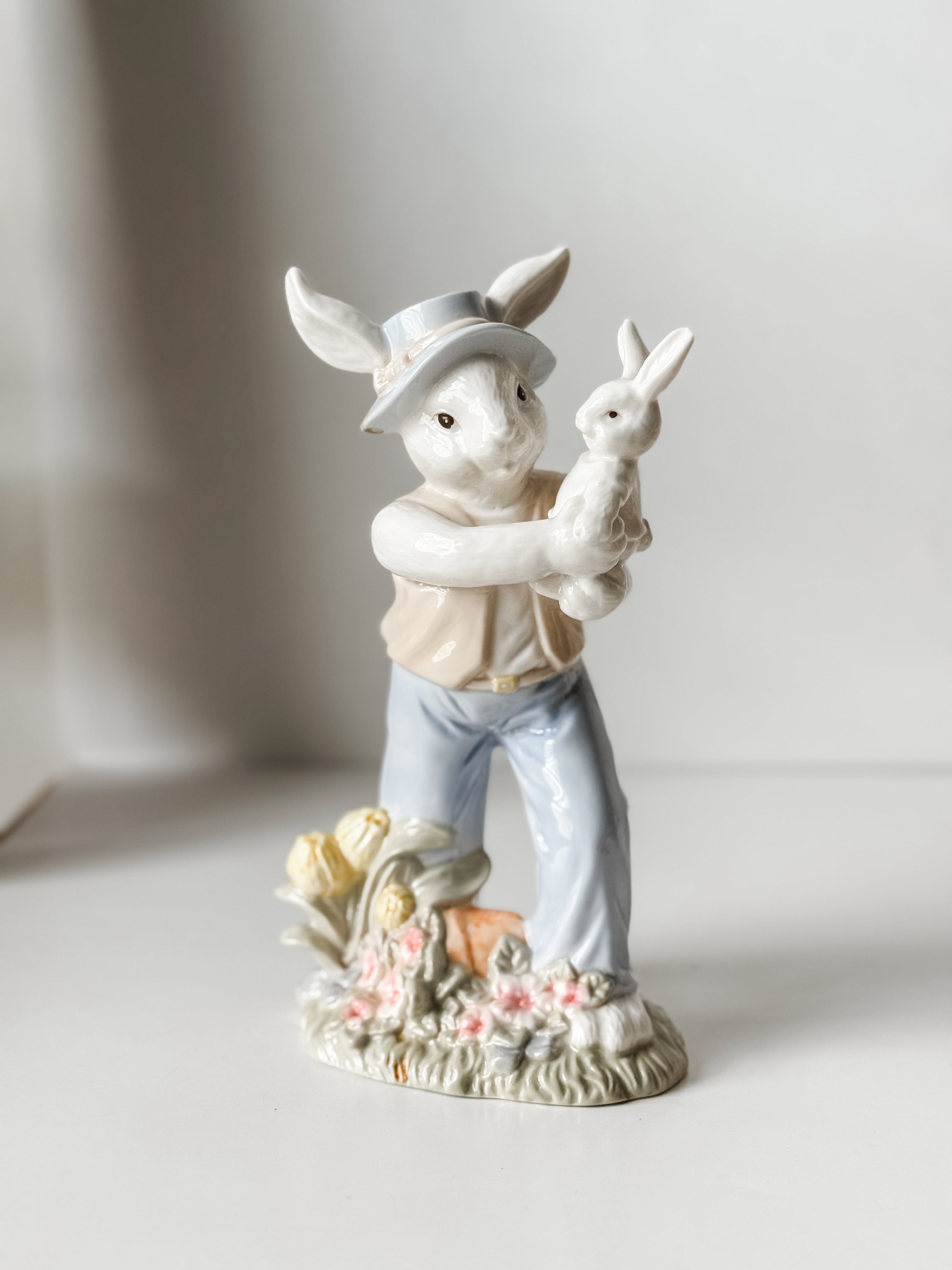 Vintage Porcelain Father And Child Bunny Figurine