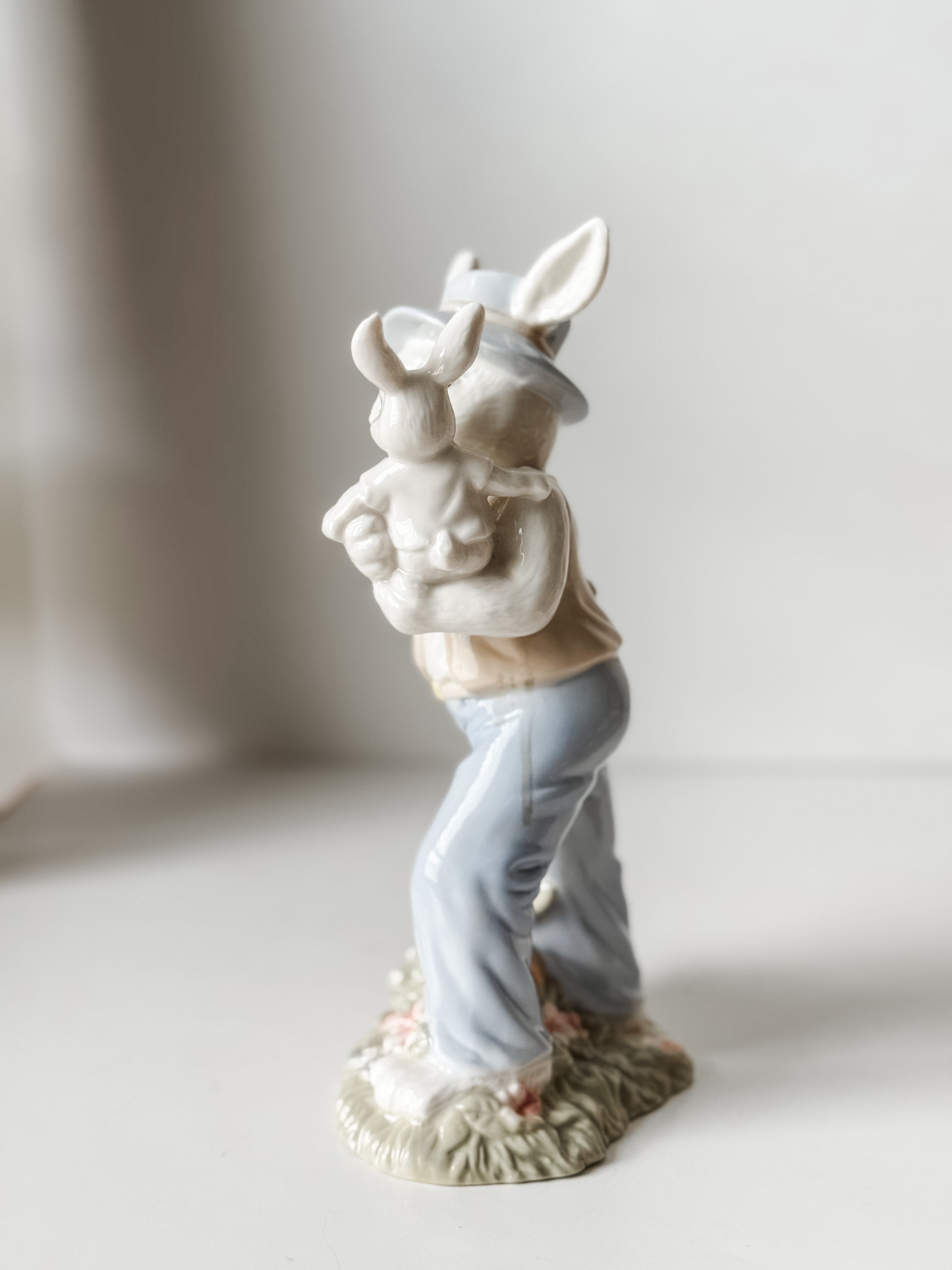 Vintage Porcelain Father And Child Bunny Figurine